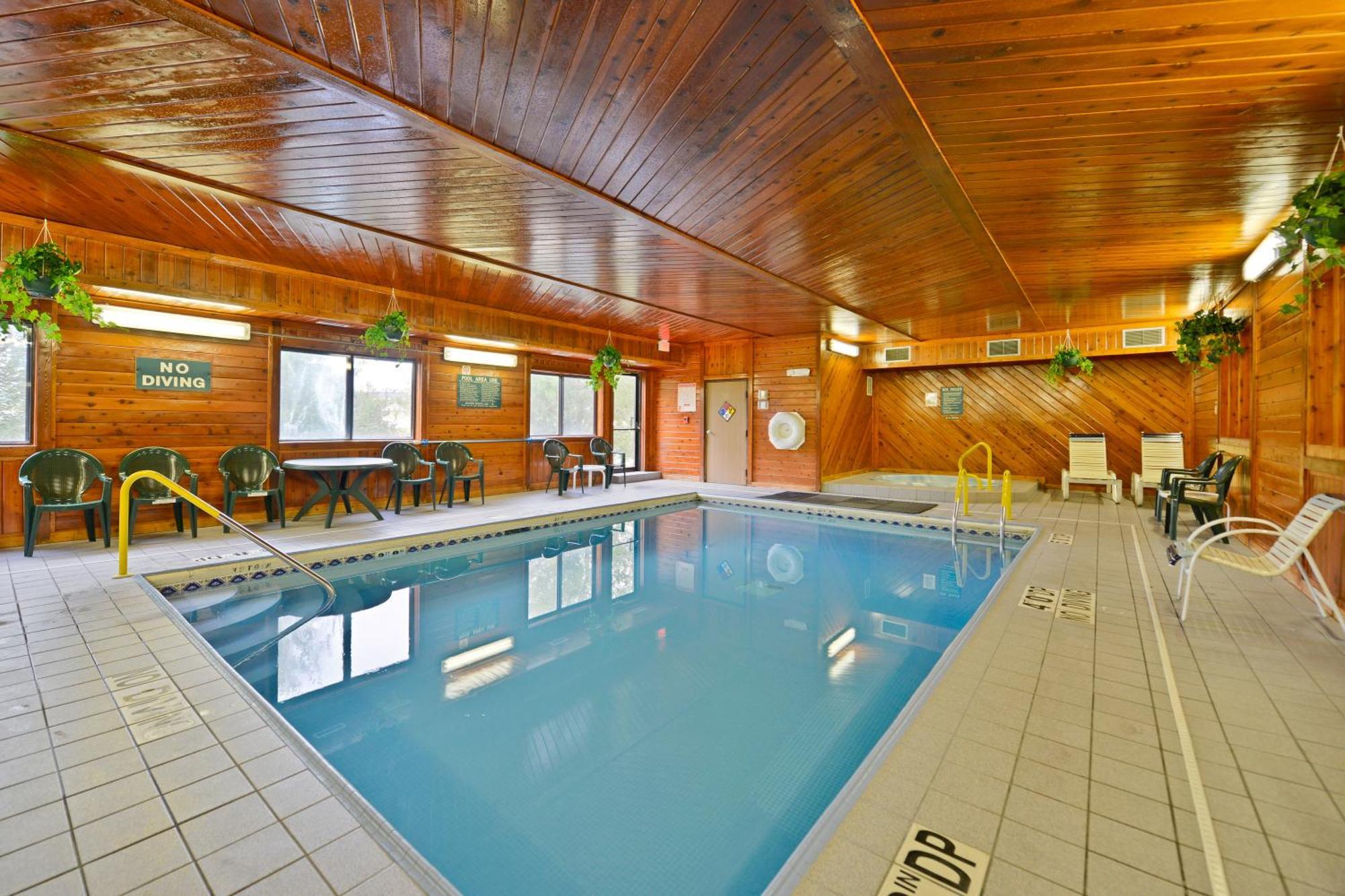 Days Inn By Wyndham Topeka Luaran gambar